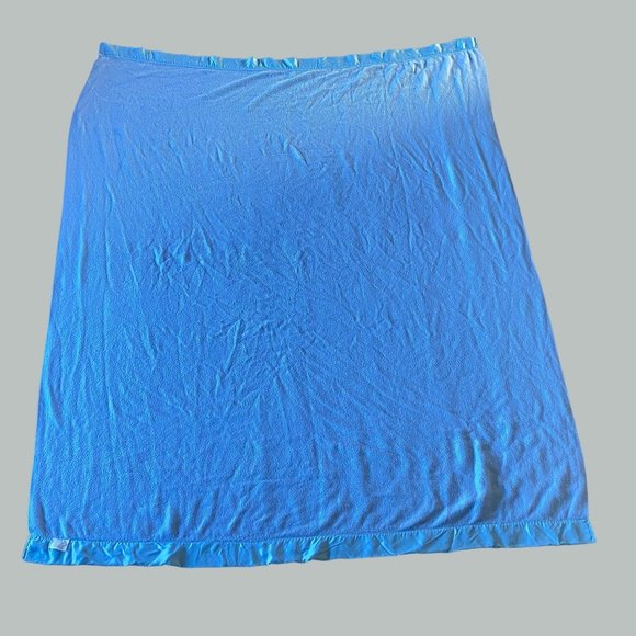 Vintage Stevens-Utica Light Blue Blanket USA Made Satin Feel Trim 83 X 67.5 IN - Picture 4 of 7